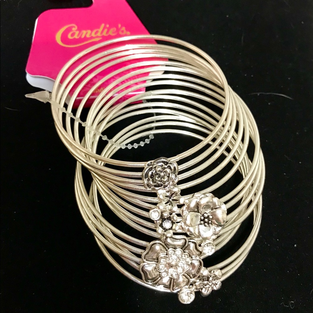 Silver & Flower Bouquet (with black accents)-1 pc.
